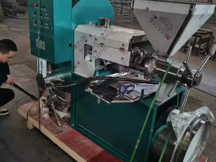 ماكينة استخراج زيت الفول السوداني 4